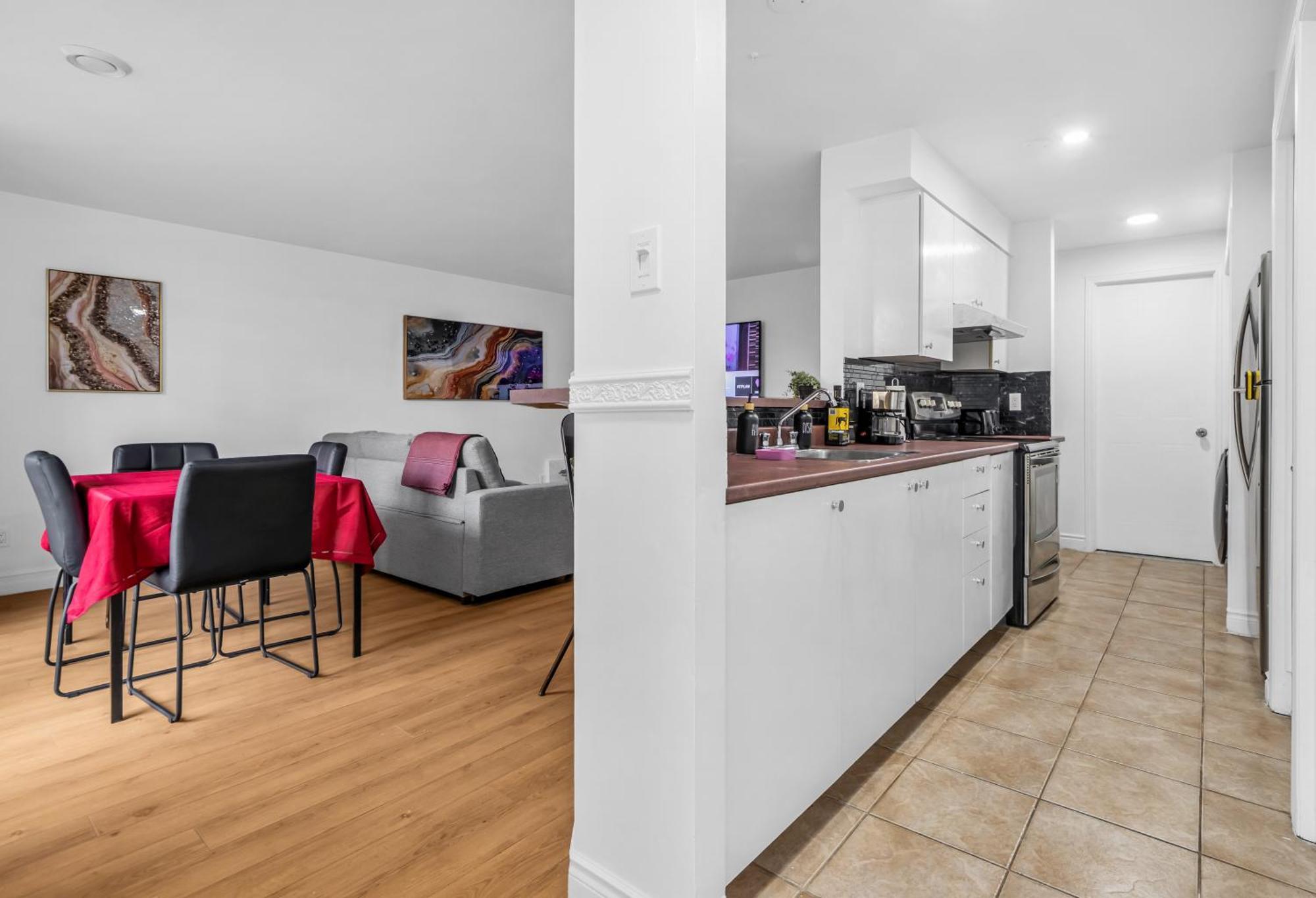 Amazing 1bdr In Homa- Emplacement Parfait Appartement